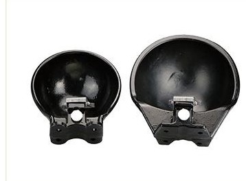 Cast iron drinking bowl