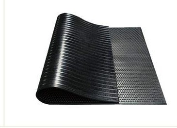 Rubber cow mat